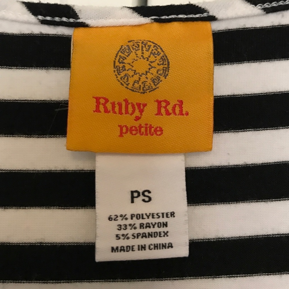 Ruby Rd. Top - Picture 2 of 4